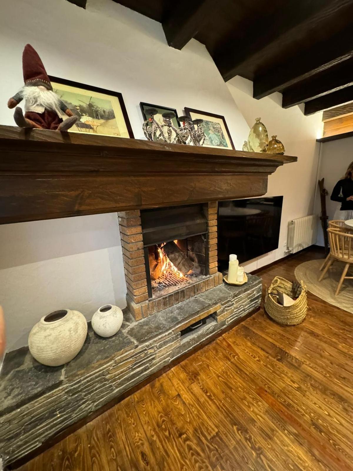 Baqueira 1500 Pie De Pistas Apartamento Cuilas Naut Aran Exterior foto